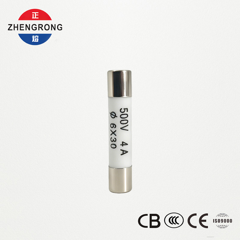 Kiváló minőségű 6*30 mm-es R058 4A biztosítékok nemzetközi forgalmazóknak